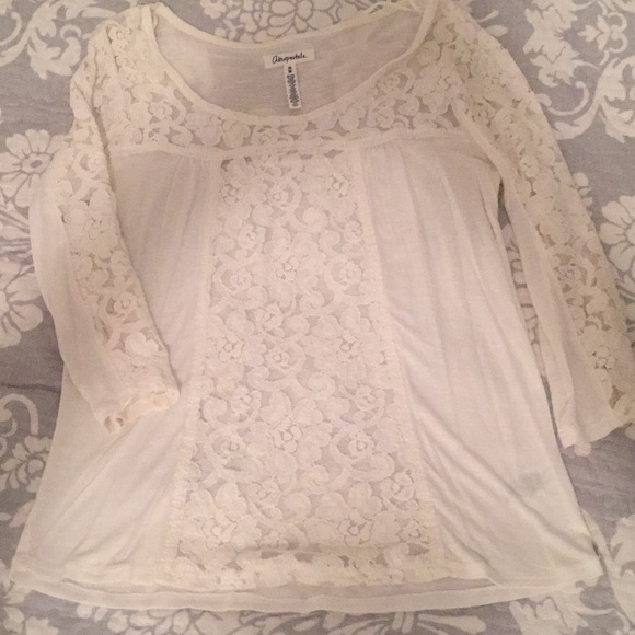 Aeropostale Tops - 3/4 sleeve lace top